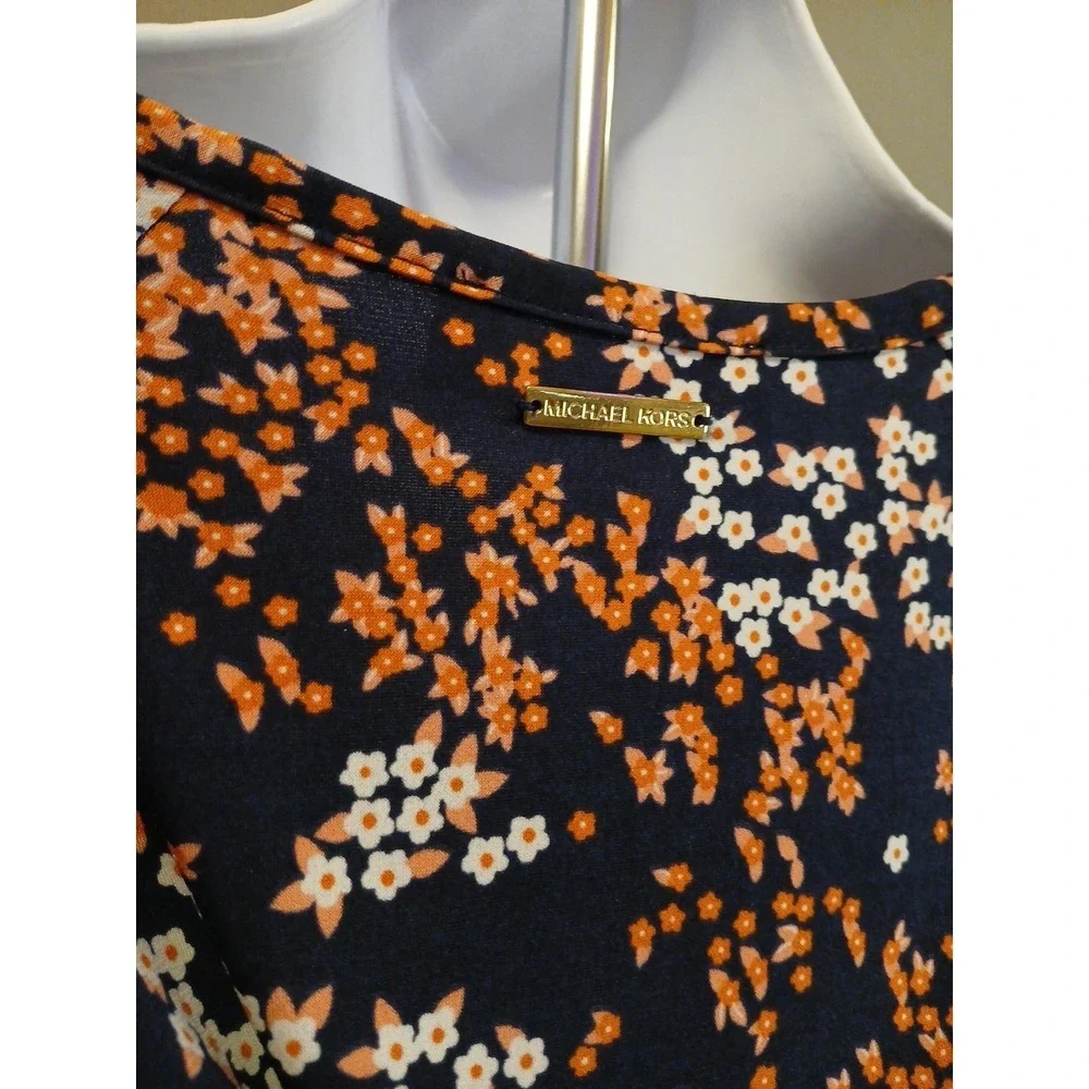 MICHAEL KORS Navy Floral Top Size Petite S Long‎ Sleeves with Ties Beautiful